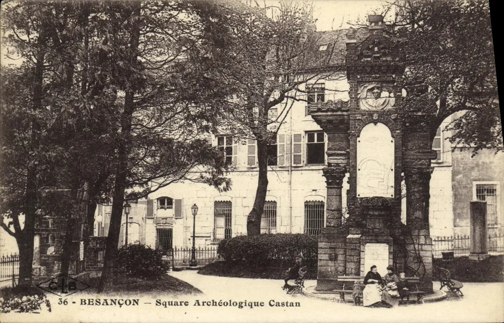 Besançon — Praça Arqueológica Castan — editor LB - Frente
