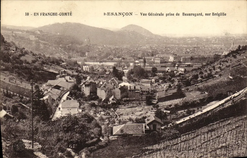 Besançon — Allgemeiner Blick von Beauregard, über Brégille - Vorderseite