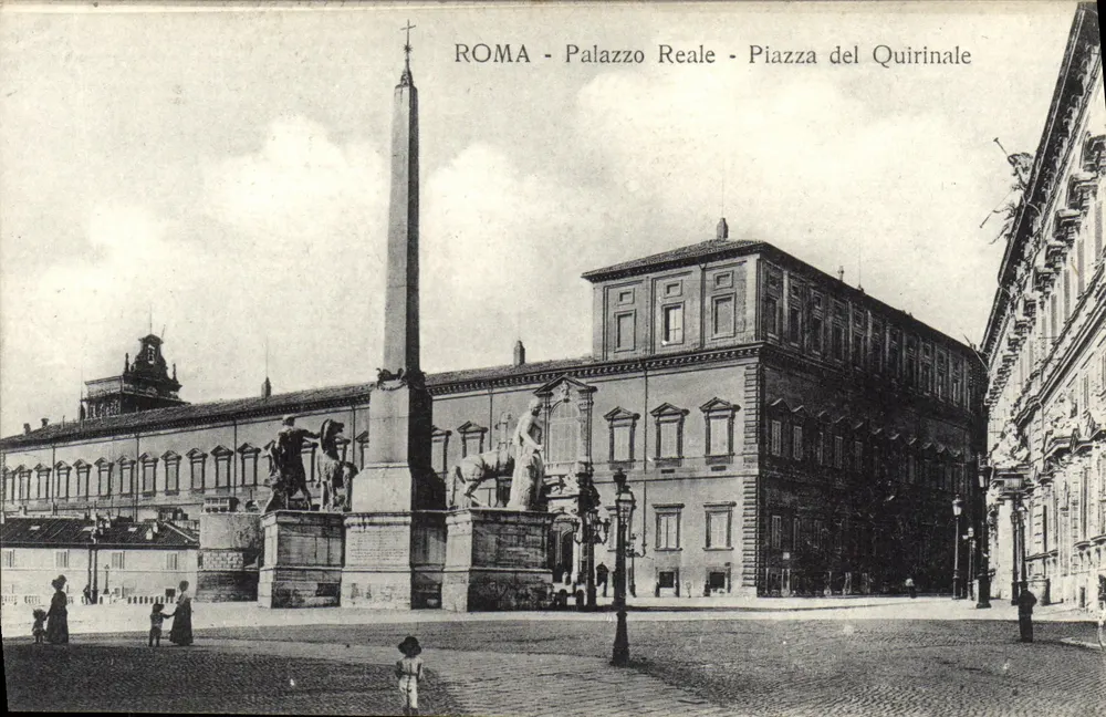 Rom - Palazzo Reale - Piazza del Quirinale — Ansicht des Obelisken mit Reitstatuen - Vorderseite