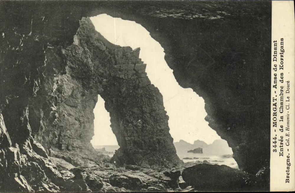 Anse de Dinant — Eingang zur Kammer der Korrigan — Col. E. Hamonic, Cl. Le Doaré - Vorderseite