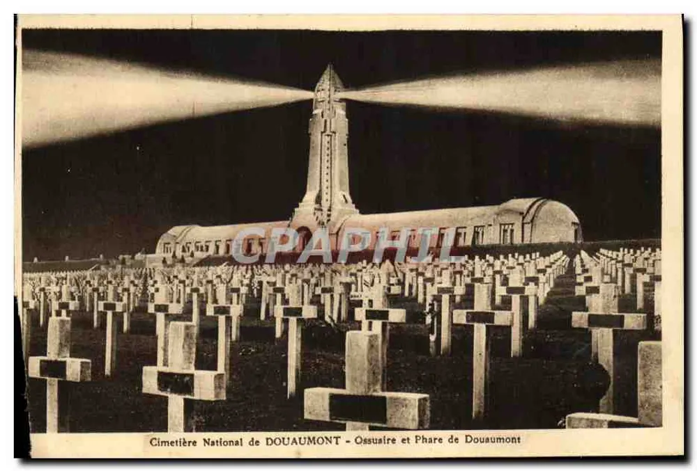 Cimetière National de Douaumont — Ossuaire et Phare de Douaumont — (Léon Azéma, Edrei et Hardy, architectes) - Vorderseite
