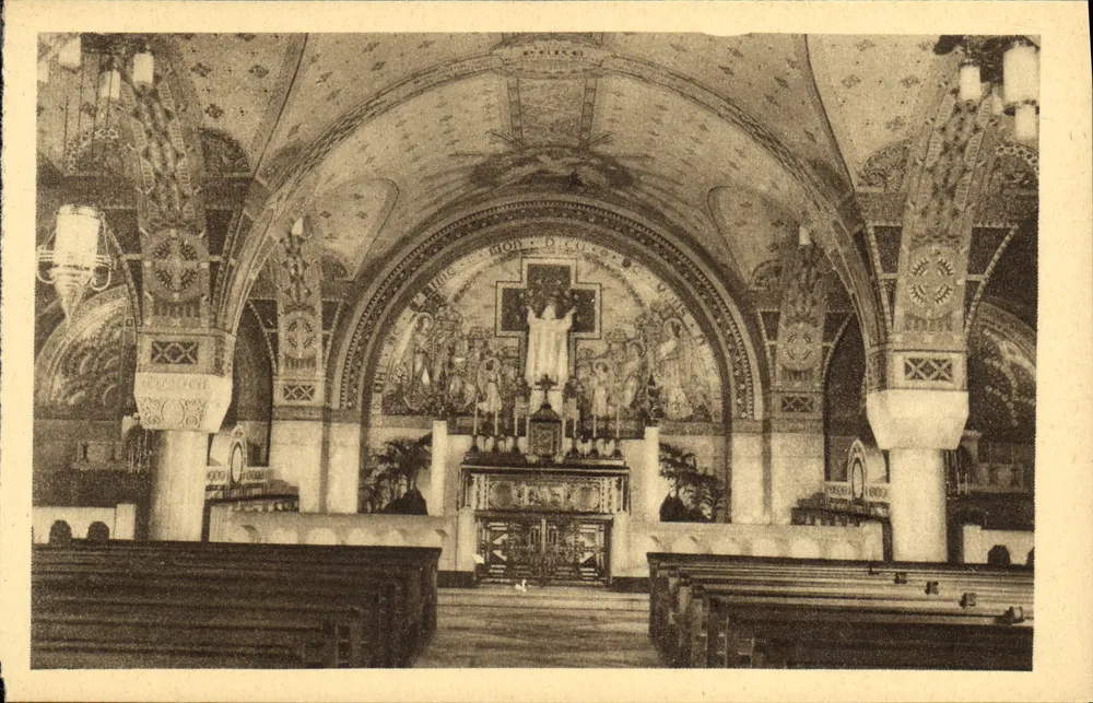 A Basílica de Lisieux — A Cripta. O Coro. — Edições C.B.S.T. Lisieux - Frente