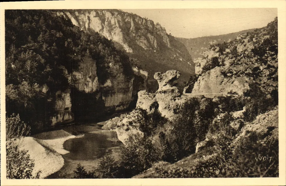 Gorges do Tarn — Rocha do Champignon — Éditions d'Art Yvon, Paris - Frente