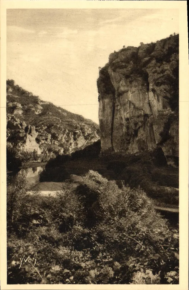 Gorges do Tarn — Cirque dos Beaumes (Lozère) — Yvon, n°16 - Frente