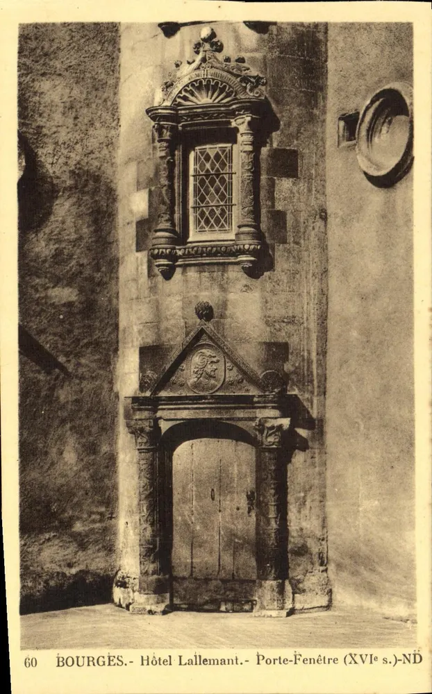 Bourges - Hotel Lallemant - Fenster (16. Jahrhundert) - Vorderseite
