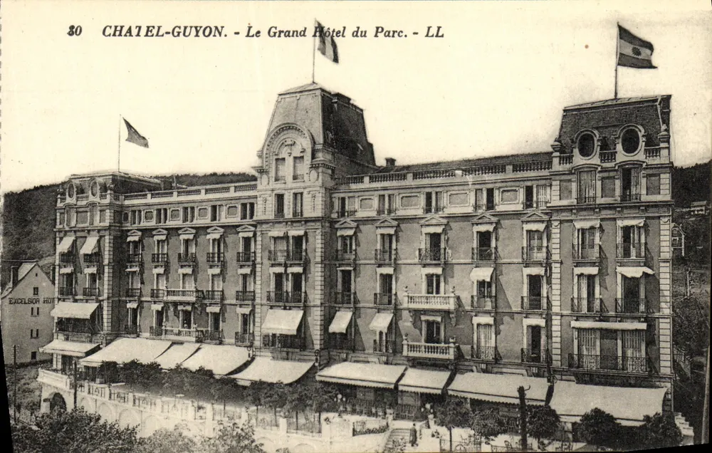 Châtel-Guyon — Wielki Hotel Parkowy — LL - Awers