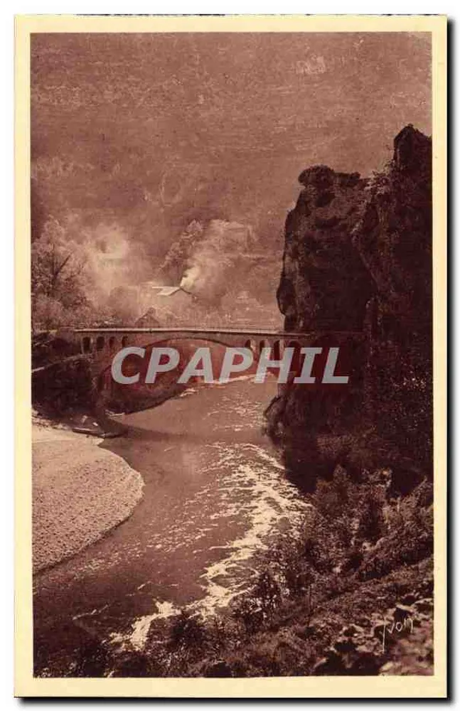 Gorges du Tarn — Saint-Chély-du-Tarn (Lozère) — Les Éditions d'Art Yvgné, Paris - Vorderseite