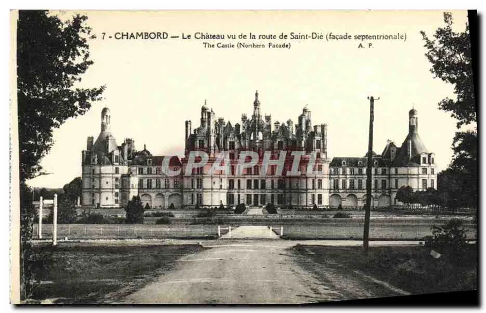 Chambord — Das Schloss von der Straße nach Saint-Dié gesehen (nördliche Fassade) — A. P. - Vorderseite