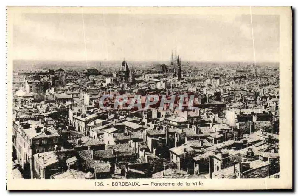 Bordeaux — Panorama da Cidade — Graphil, n°136 - Frente