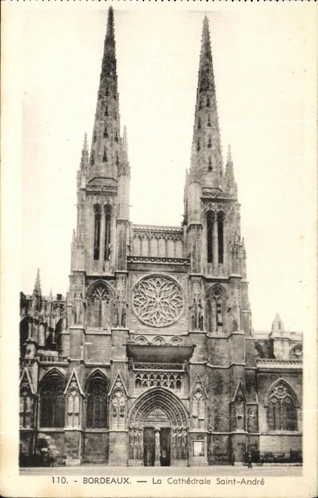 Bordeaux — A Catedral São André — Editor La Carte Postale, n° 110 - Frente