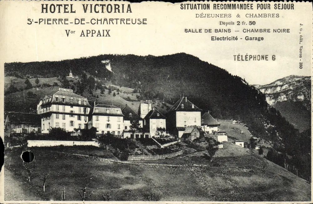 Hôtel Victoria — Saint-Pierre-de-Chartreuse — éditeur J. C. éd. Voron - 380 - Voorkant