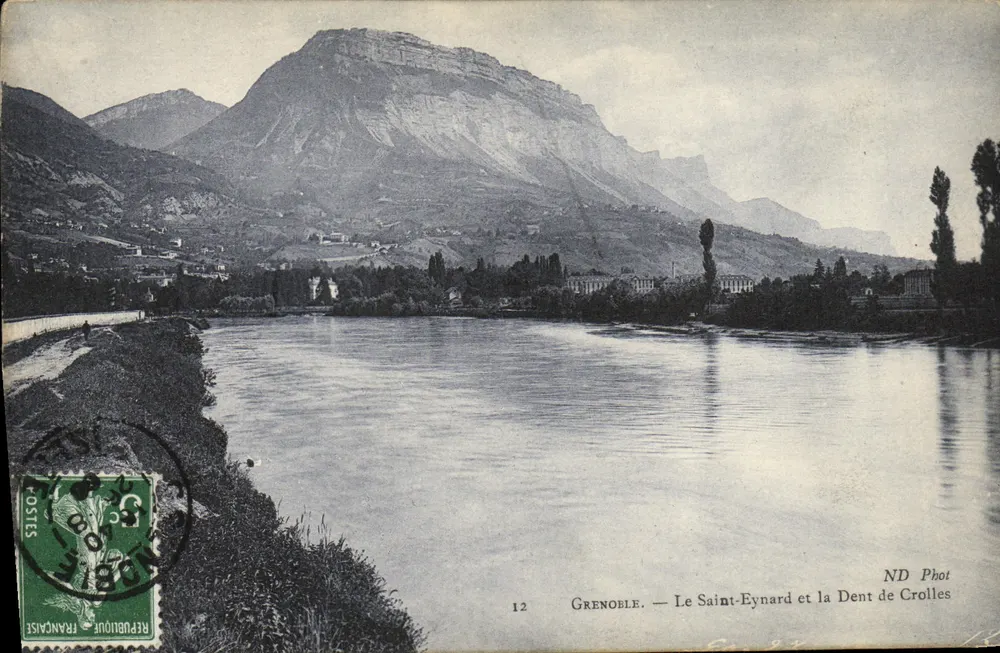 Grenoble — O Monte Saint-Eynard e a Dent de Crolles — ND Phot - Frente