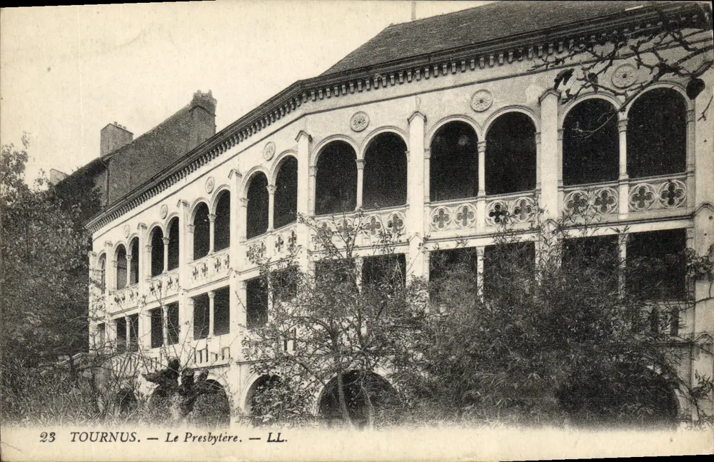 Tournus — O Presbitério — LL. - Frente