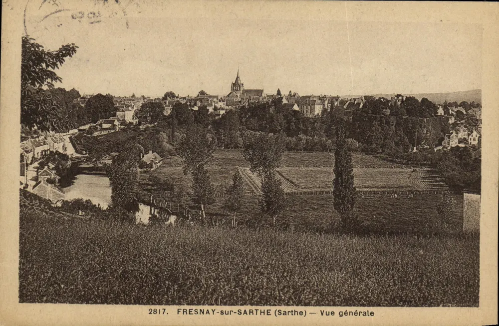 Fresnay-sur-Sarthe (Sarthe) — Allgemeiner Blick — 2817 - Vorderseite