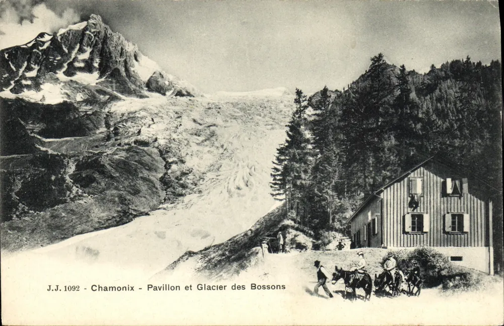 Chamonix - Pavilhão e Glacier des Bossons — J.J. 1092 - Frente