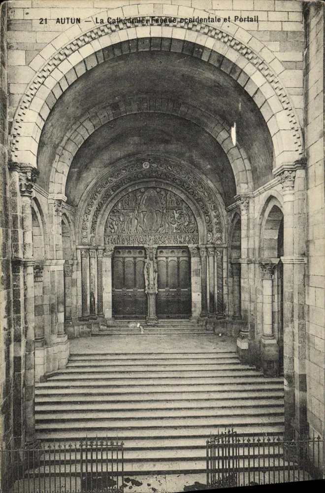 Autun — Die Kathedrale, westliche Fassade und Portal — Antike Ansichtskarte n°21 - Vorderseite