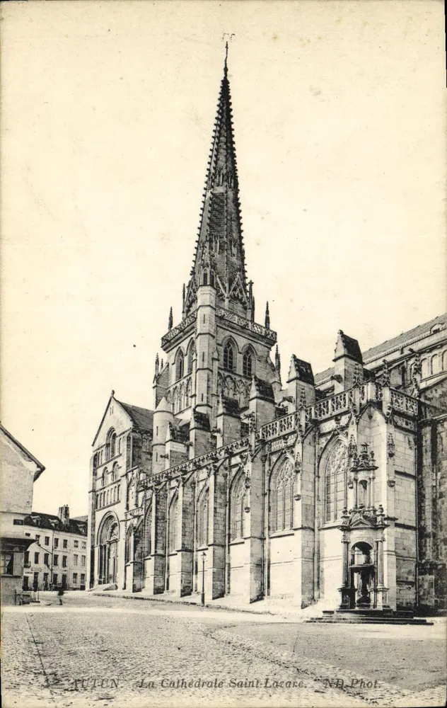 TUTEN — A Catedral de São Locare — ND Fot. - Frente