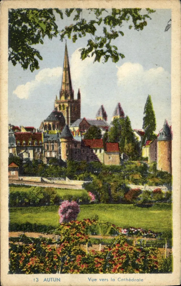 Autun — Vue vers la Cathédrale — Éditeur : 13 AUTUN - Frente