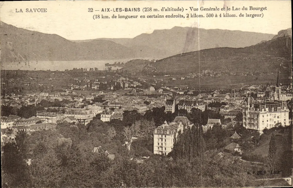Aix-les-Bains — Vista Geral e o Lago do Bourget — editor A. Fallet, n°32 - Frente