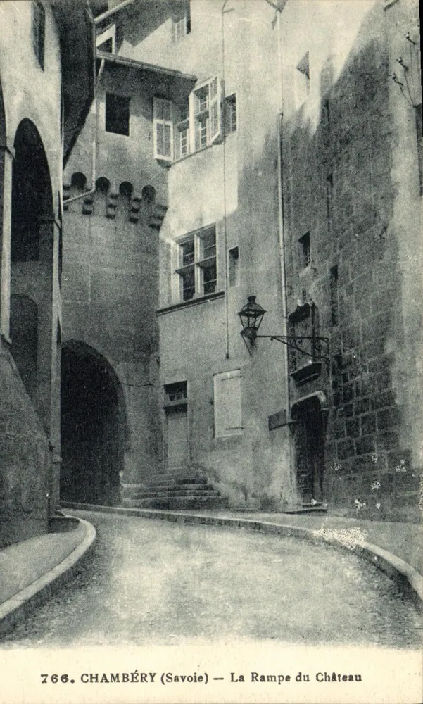Chambéry (Savoie) — A Rampe do Castelo — Grimaldi - Frente