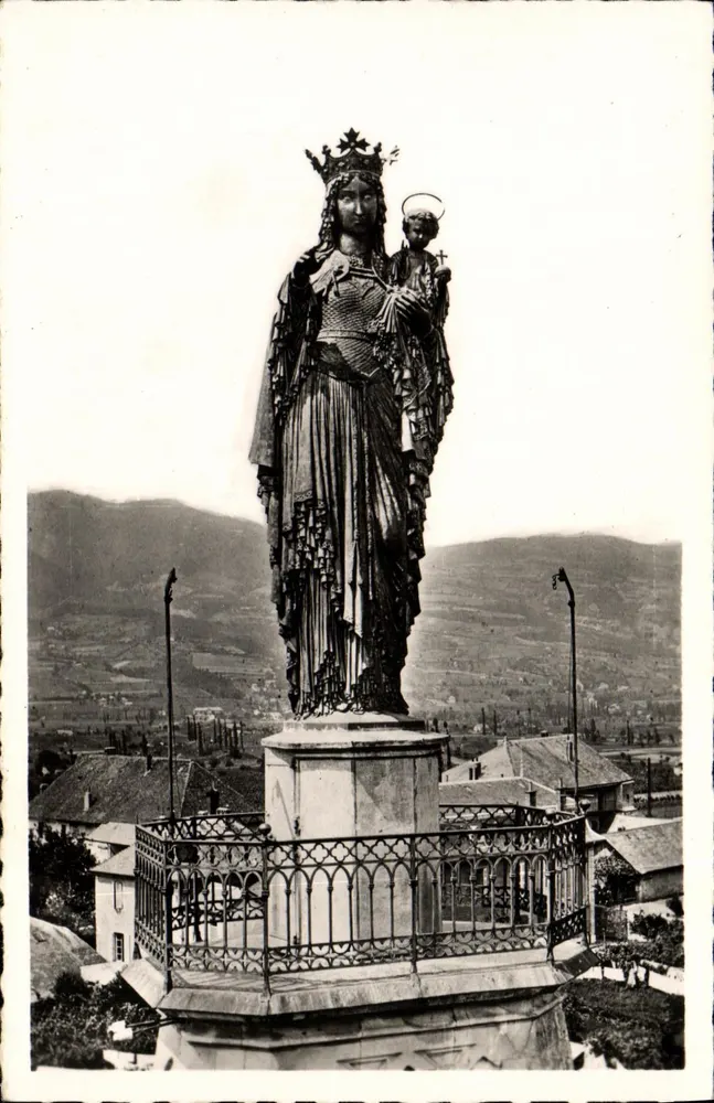 Statue der Gottesmutter der Geburt — Myans — Savoie Tourisme - Vorderseite