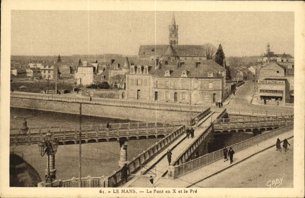 Le Mans — O Ponte em X e o Pré — Foto do Porto de X - Frente
