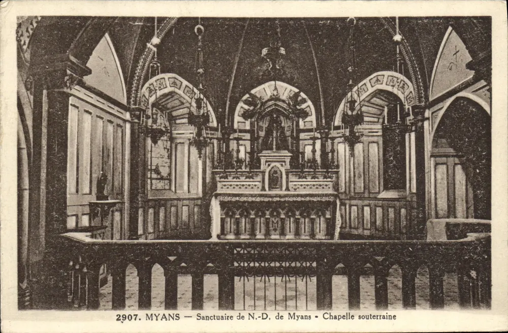 Myans — Wallfahrtskirche N.-D. de Myans — Unterirdische Kapelle - Vorderseite