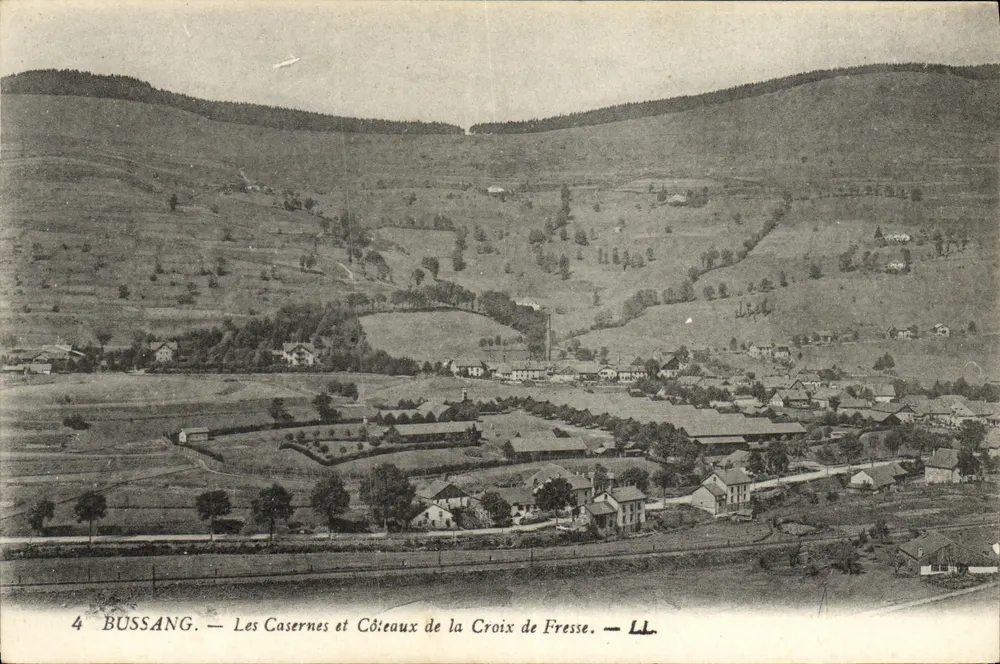 Bussang — Die Kasernen und Hänge von Croix de Fresse — LL - Vorderseite