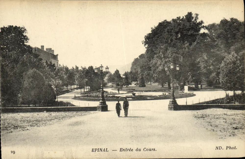 EPINAL — Entrada do Cours. — ND. Fot. - Frente