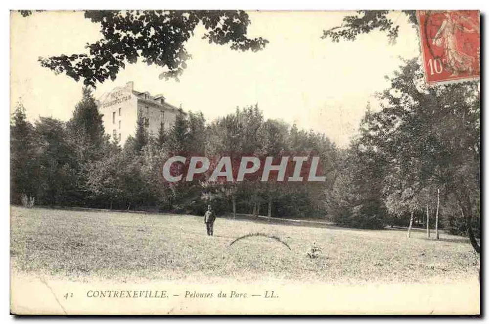 Contrexeville — Pelouses du Parc — LL. — Hôtel Courpoltain - Frente
