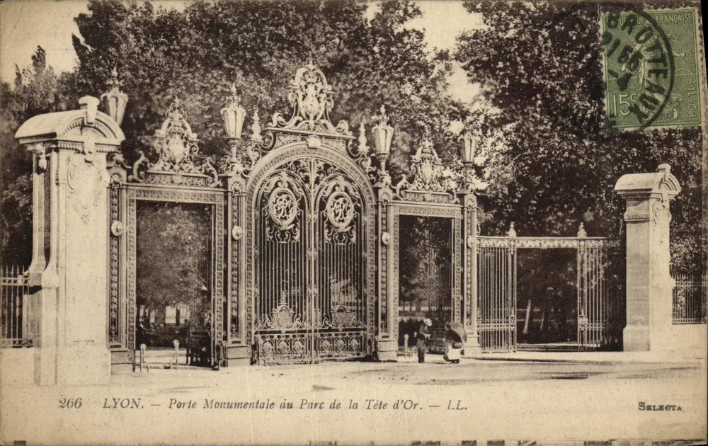 LYON — Monumentaltor des Parc de la Tête d'Or — LL. — Sélecta, n°266 - Vorderseite