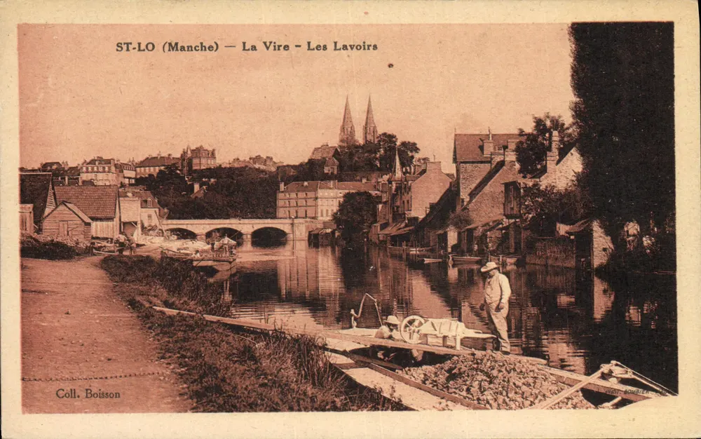 ST-LO (Manche) — A Vire — Os Lavoirs — Coll. Boisson - Frente