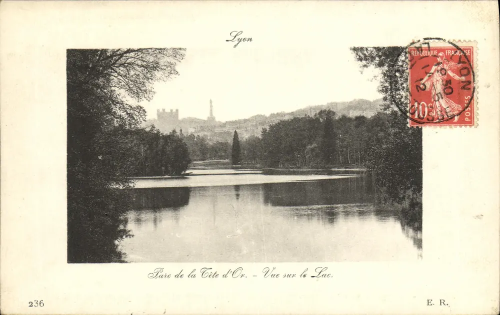 Parc de la Côte d'Or — Ansicht des Sees — Lyon - Vorderseite