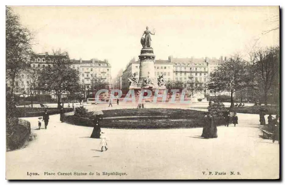 Lyon. Place Carnot - Estátua da República — V.P. Paris N. 3 - Frente