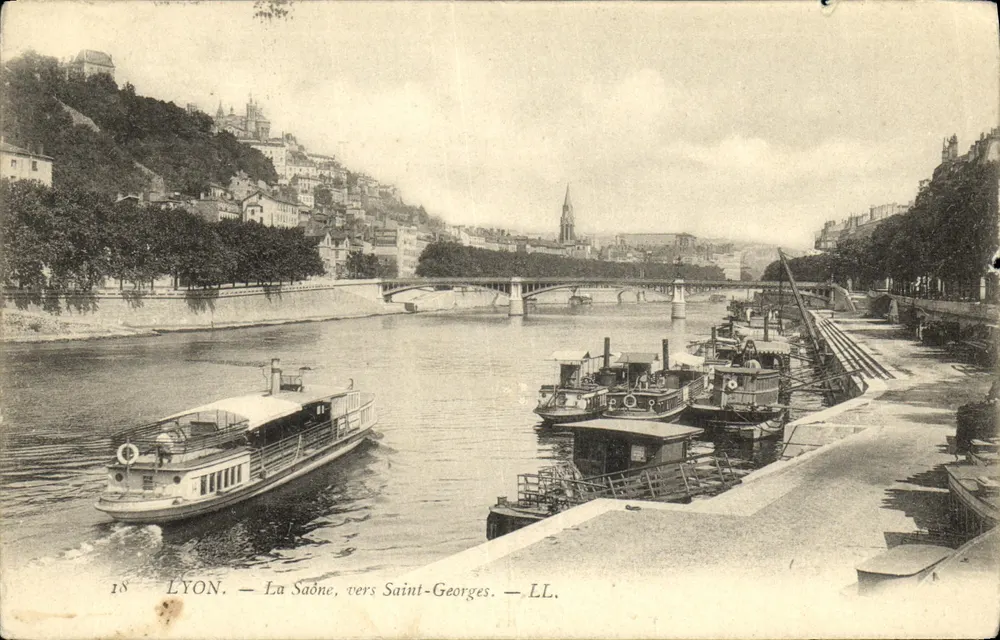 LYON. — A Saône, perto de Saint-Georges. — LL. - Frente