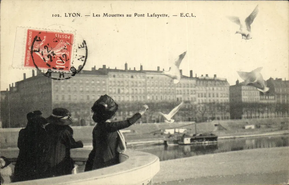 LYON. — Las Gaviotas sobre el Puente Lafayette. — E.C.L. - Anverso