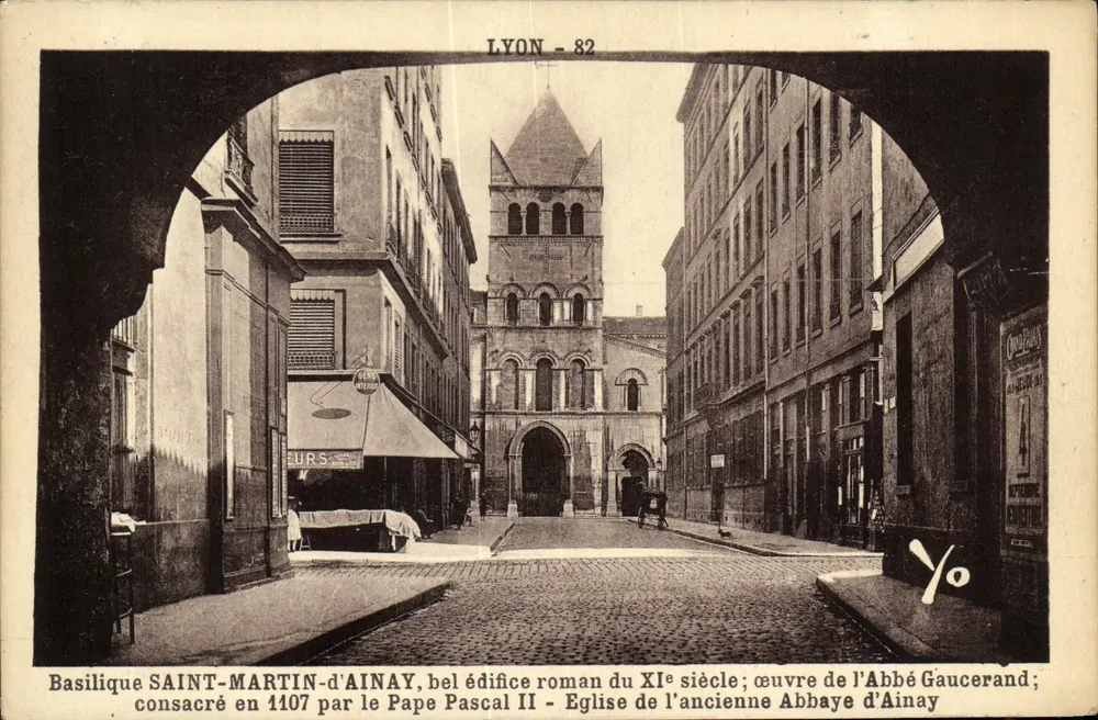 Basilika Saint-Martin-d'Ainay — Lyon - 82 — Verlag J. Callard, Lyon - Vorderseite