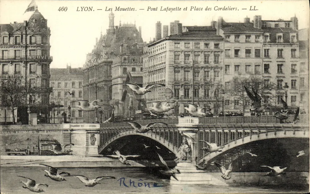 LYON — Die Möwen — Lafayette-Brücke und Place des Cordeliers — LL. - Vorderseite