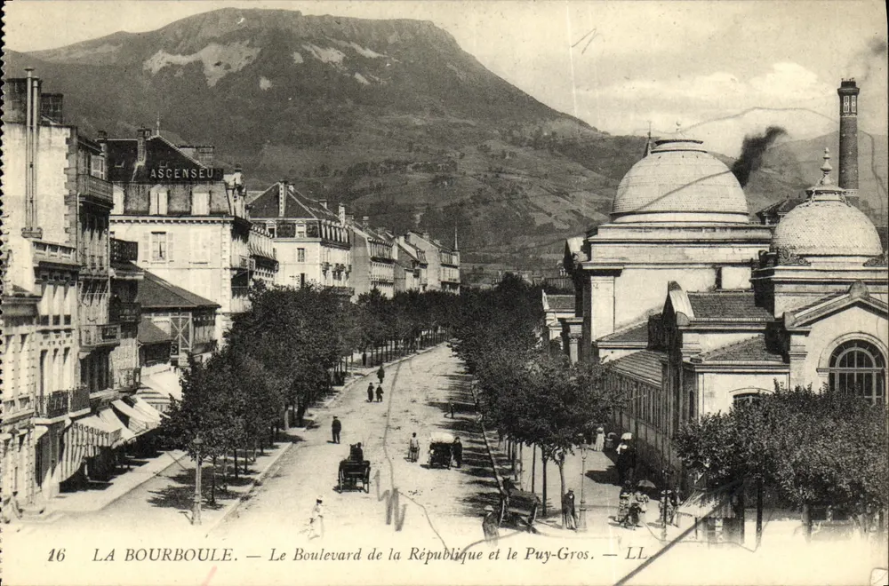 La Bourboule — Boulevard de la République und Puy-Gros — LL - Vorderseite