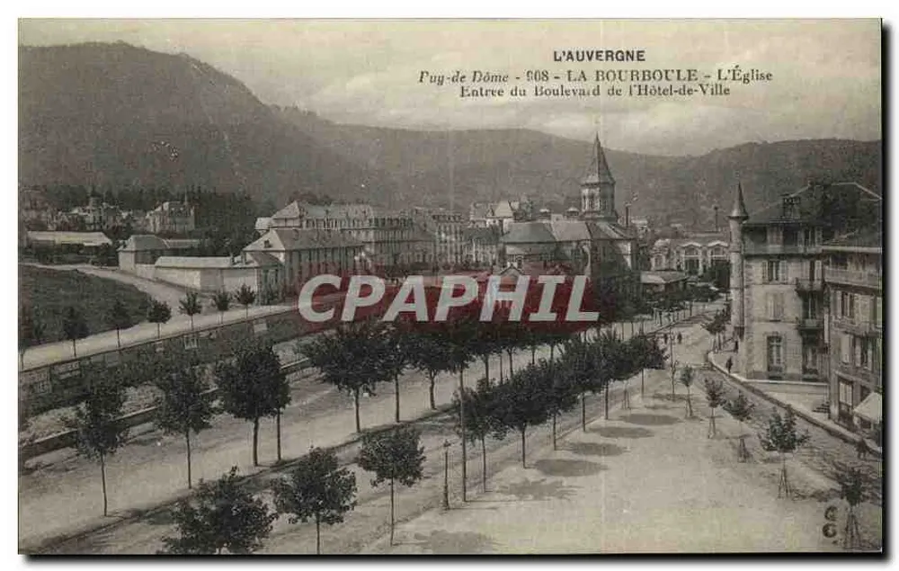 La Bourboule - Die Kirche - Eingang zum Boulevard de l'Hôtel-de-Ville — Auvergne - Vorderseite
