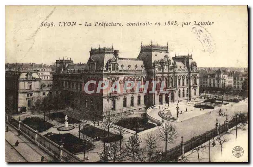 LYON - Die Präfektur, errichtet 1885, von Louvier - Vorderseite