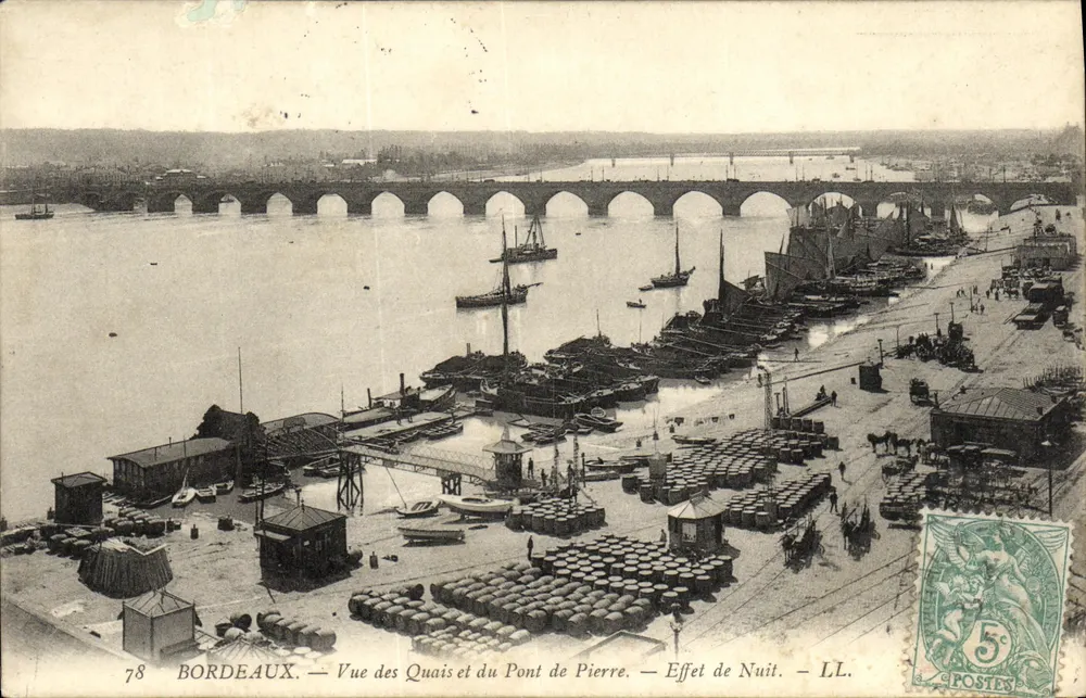 Bordeaux — Ansicht der Ufer und des Pierre-Brücke — Effet de Nuit — LL. - Vorderseite