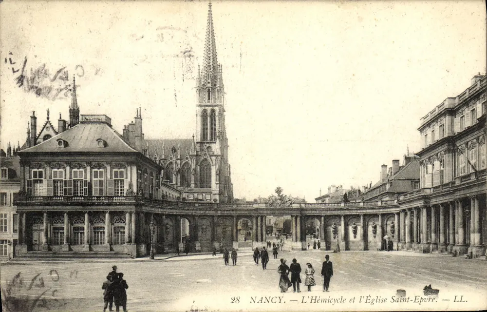 Nancy — L'Hémicycle e a Igreja de São Epvure — LL. n°28 - Frente