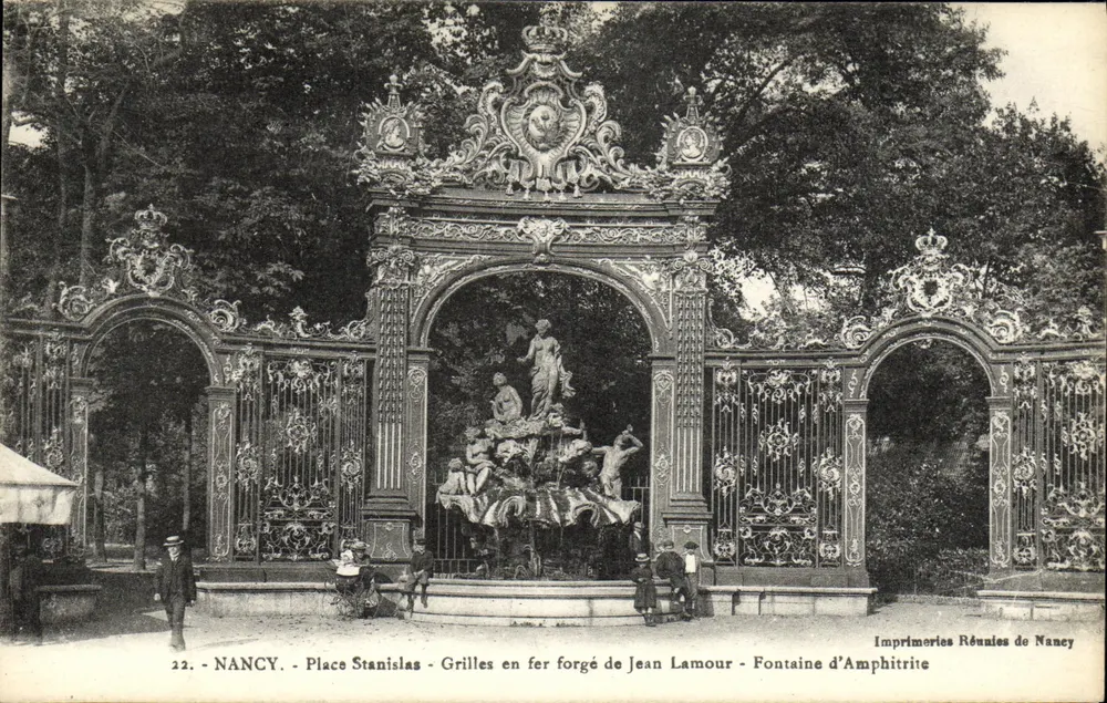 Nancy - Place Stanislas - Gusseisen-Gitter von Jean Lamour - Fontaine d'Amphitrite - Vorderseite