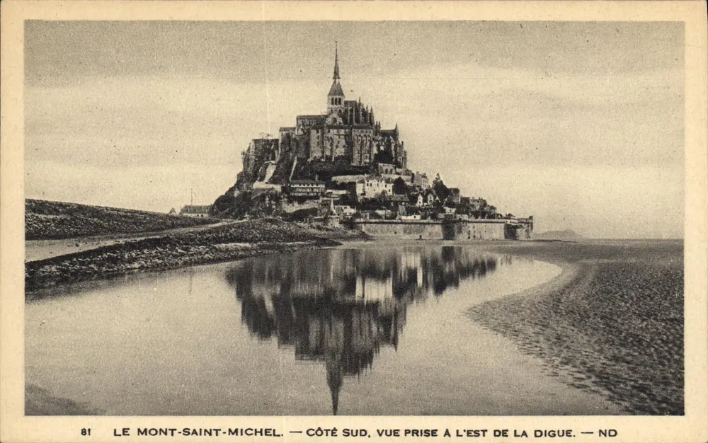Mont-Saint-Michel — Südseite, Aufnahme vom Osten der Damm — ND - Vorderseite