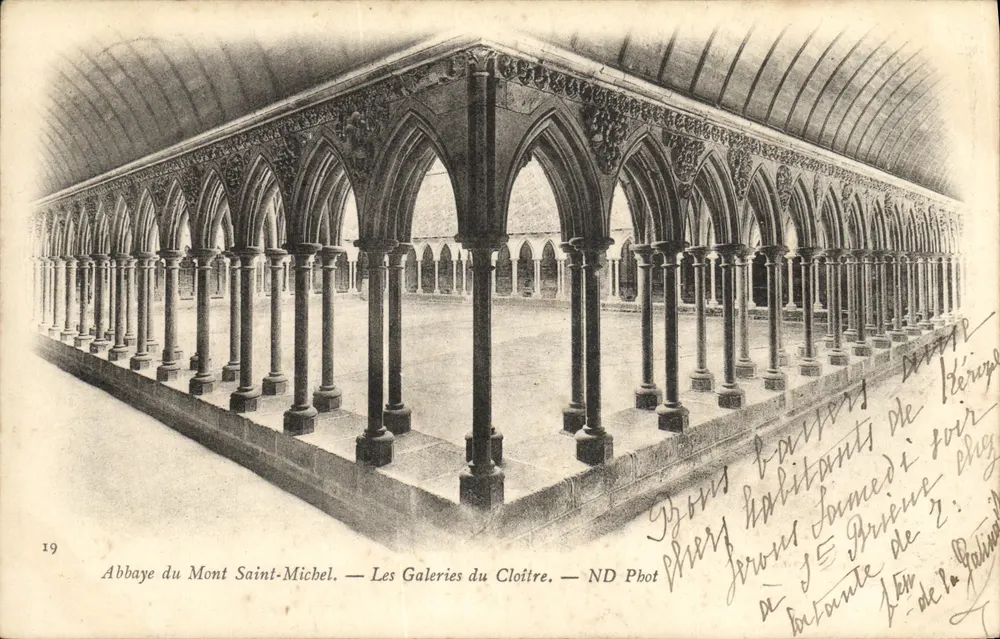 Abadia do Mont-Saint-Michel — As Galerias do Claustro — ND Phot - Frente