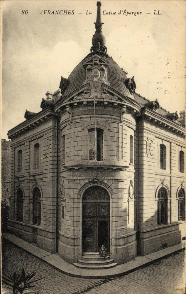 Avranches — A Caixa de Poupança — LL. n°86 - Frente