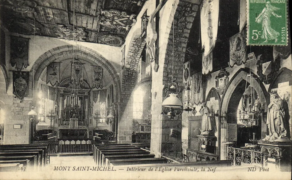 Mont Saint-Michel — Innenansicht der Pfarrkirche, der Kirchenschiff — ND Phot - Vorderseite