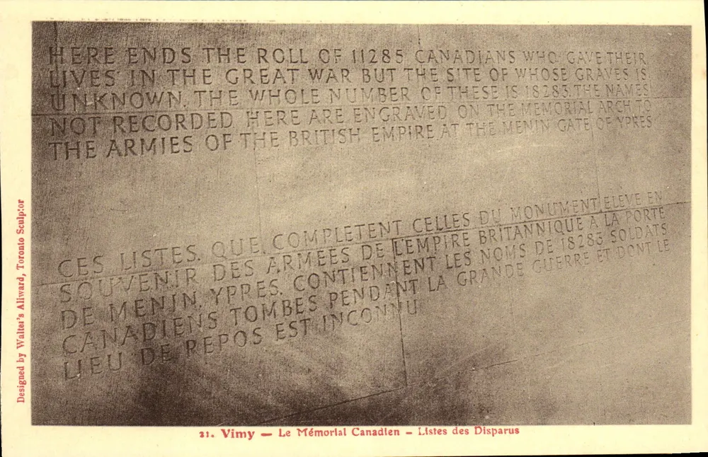 Vimy — Der kanadische Gedenkstein — Liste der Vermissten — Entworfen von Walter's Allward, Toronto Bildhauer - Vorderseite
