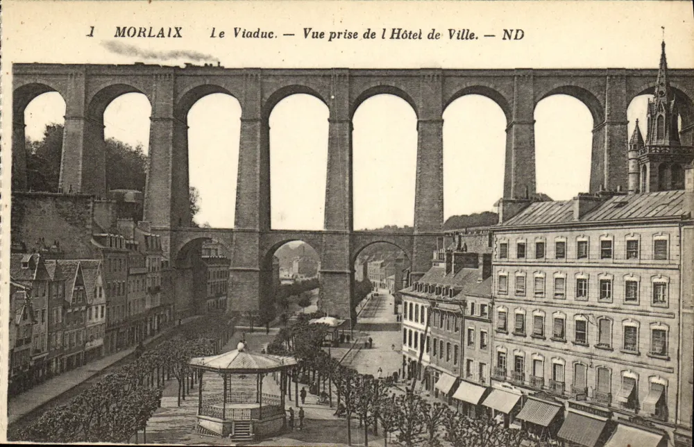 Morlaix — Der Viadukt — Ansicht vom Rathaus — ND - Vorderseite
